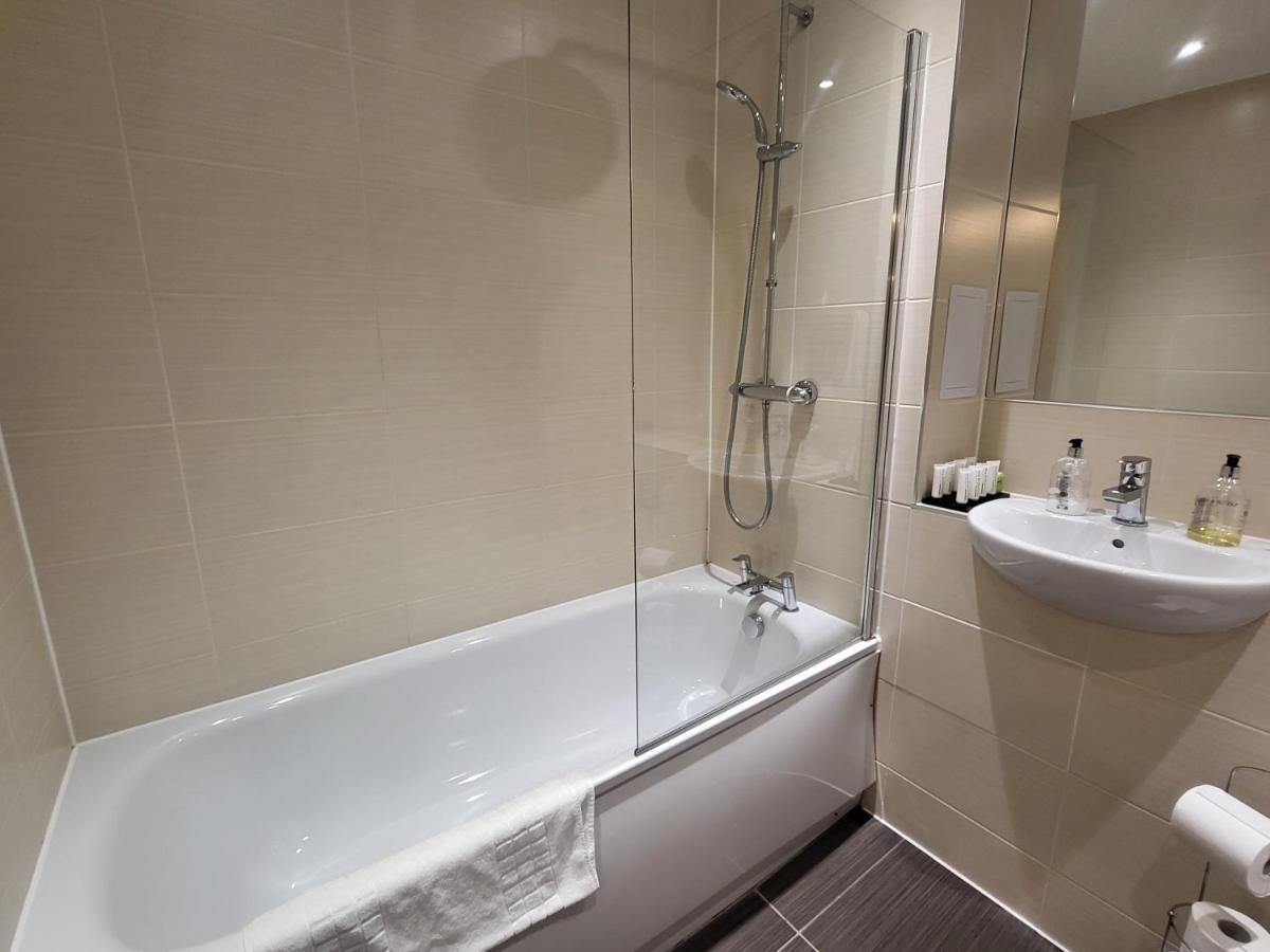 Garland Apartment, Greenhithe 3 ダートフォード エクステリア 写真