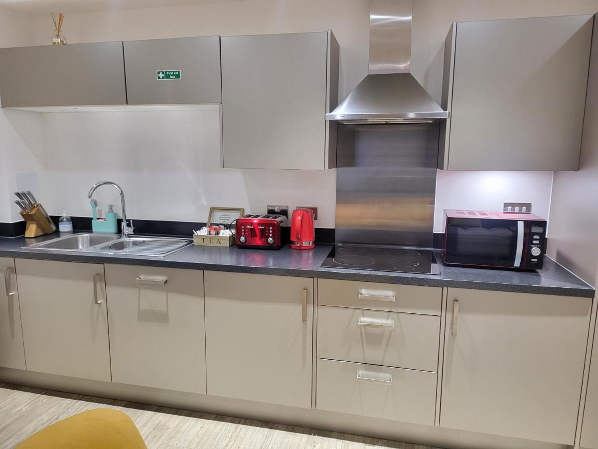 Garland Apartment, Greenhithe 3 ダートフォード エクステリア 写真