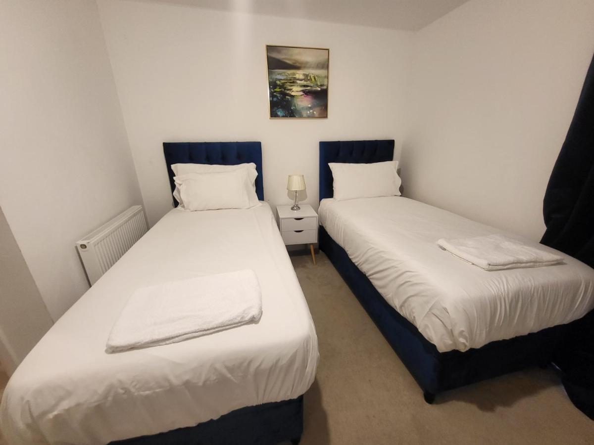 Garland Apartment, Greenhithe 3 ダートフォード エクステリア 写真